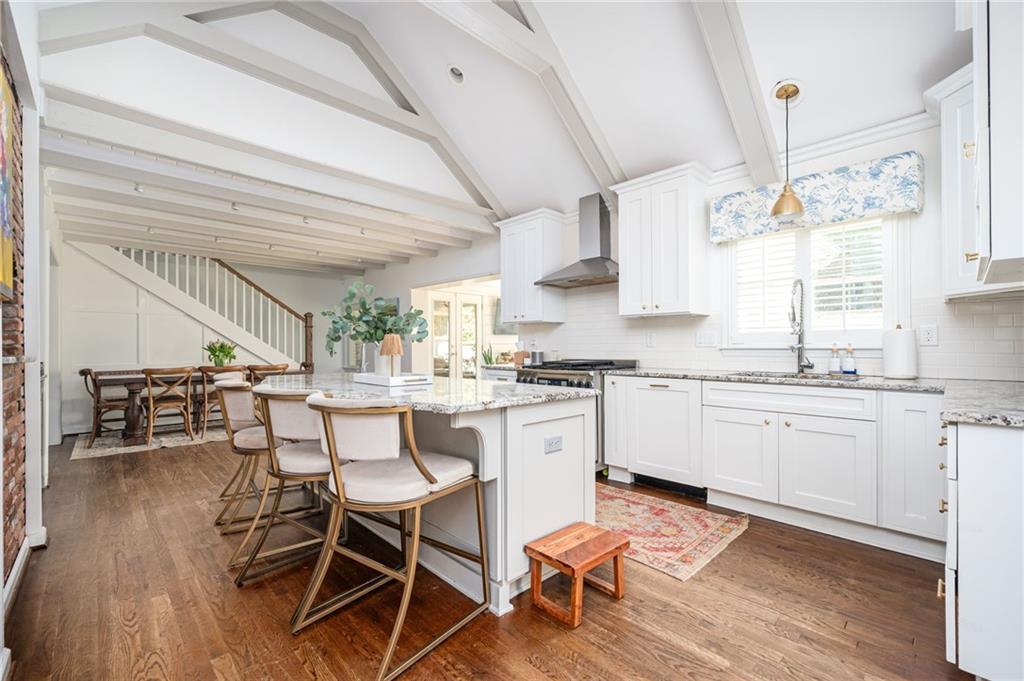 3158 Saybrook Drive NE