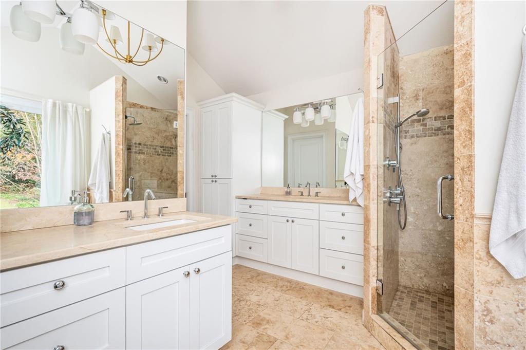 3158 Saybrook Drive NE