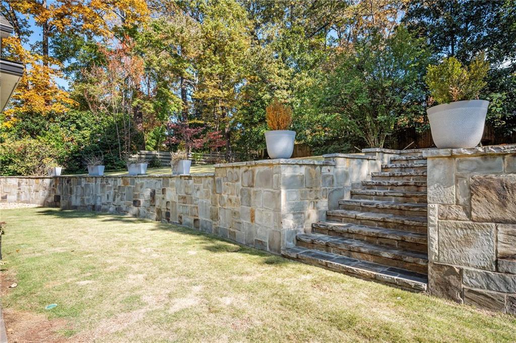 3158 Saybrook Drive NE