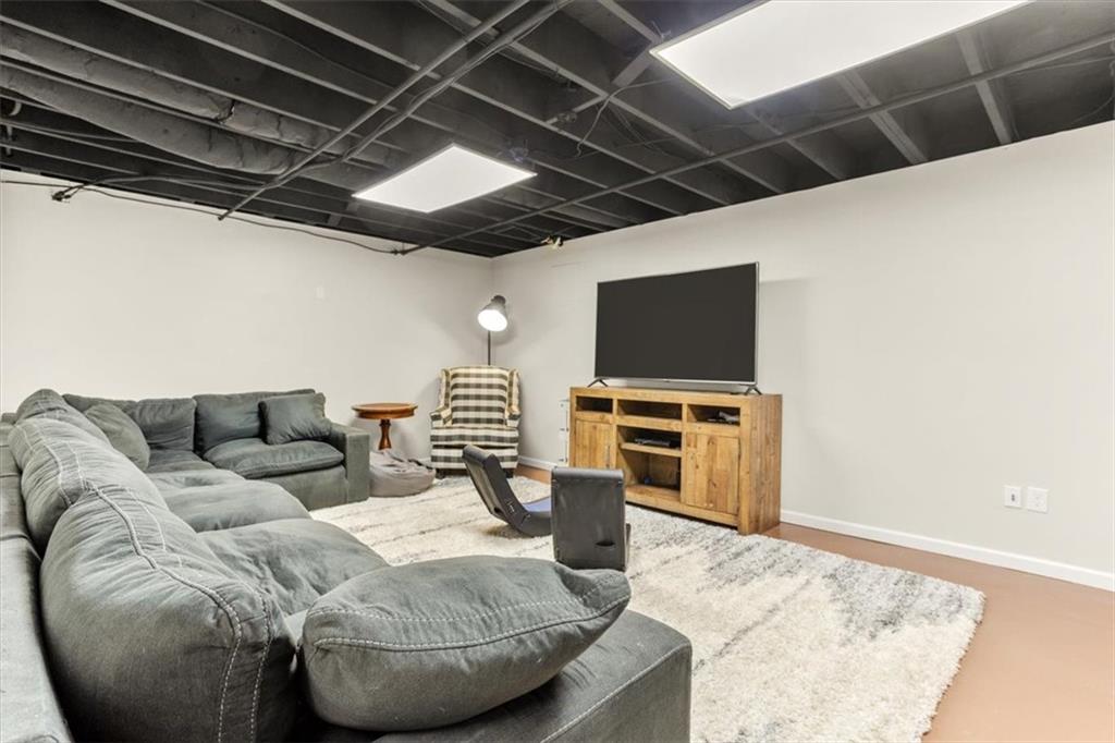 3148 Cherbourg Court