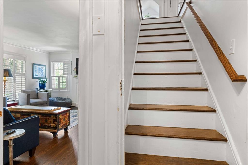 815 Ponce De Leon Terrace NE