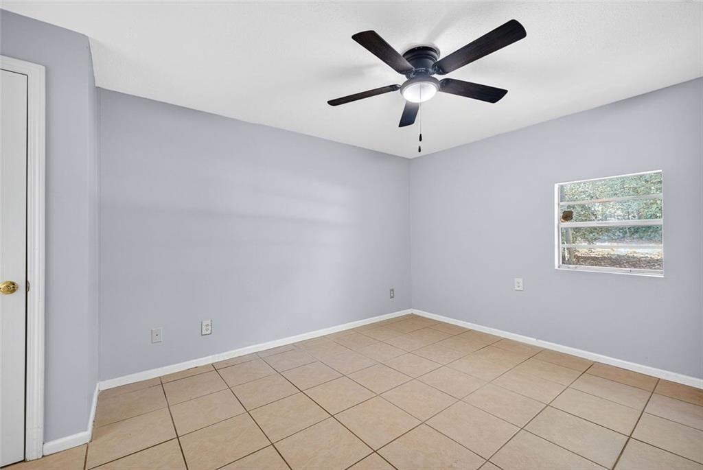 1158 Shepherds Lane NE