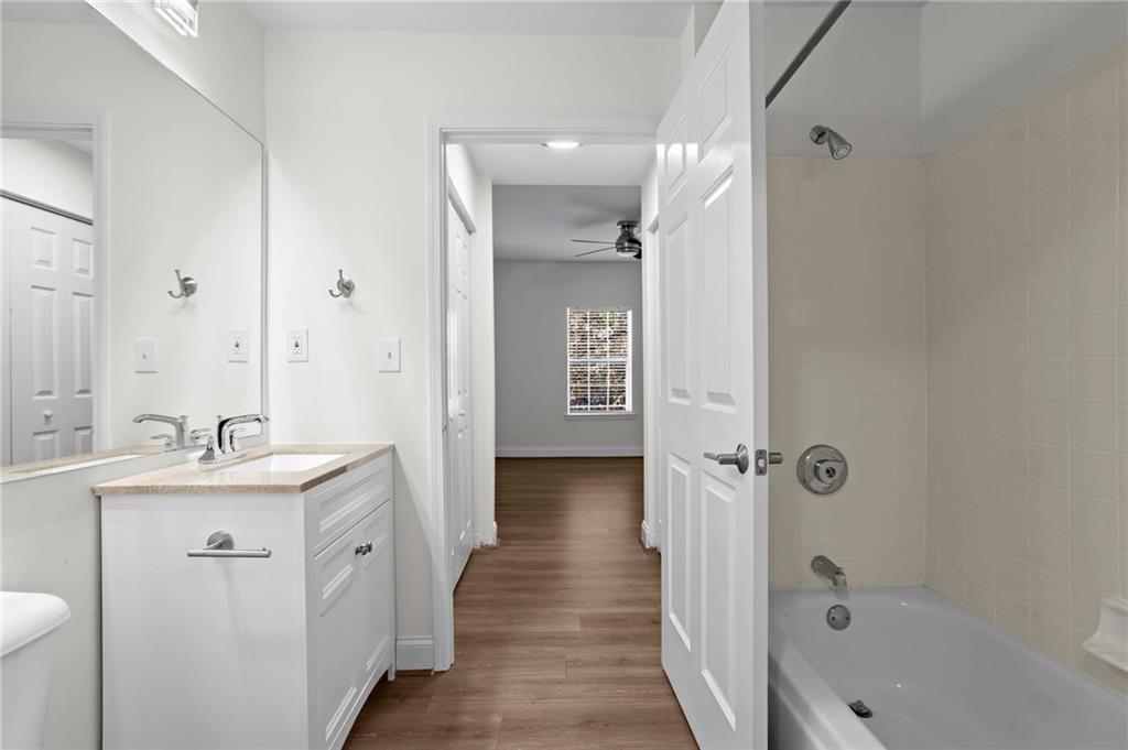 1075 Peachtree Walk NE Unit A208