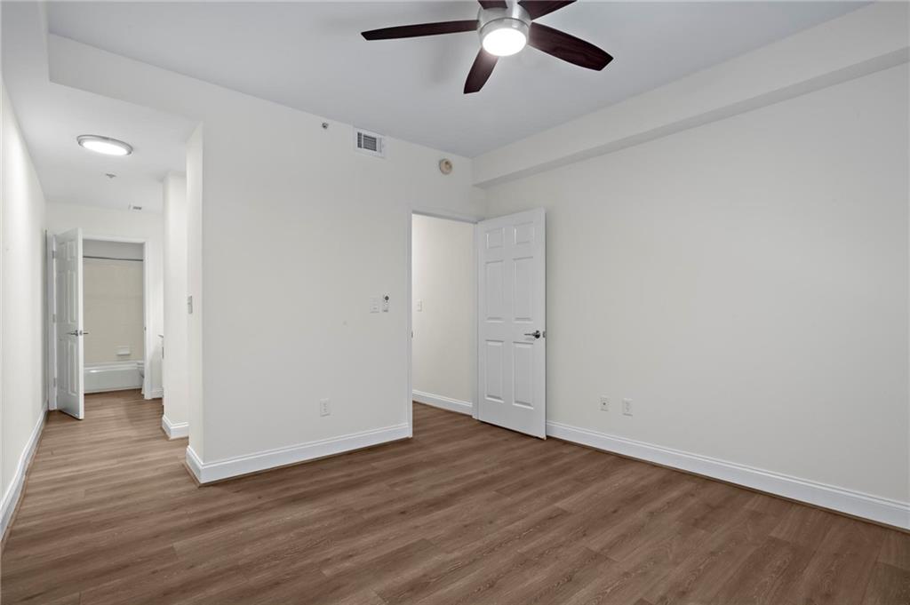 1075 Peachtree Walk NE Unit A208