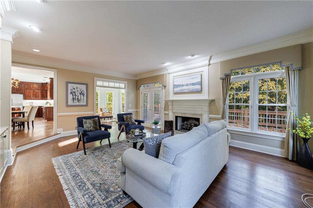 15 Vickwood Court NE