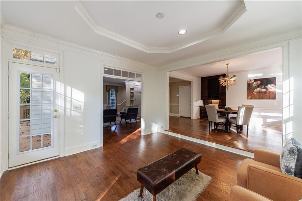 15 Vickwood Court NE