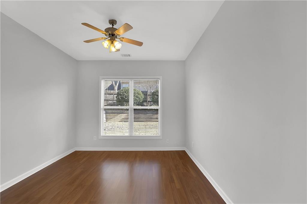 2493 Walnut Tree Lane