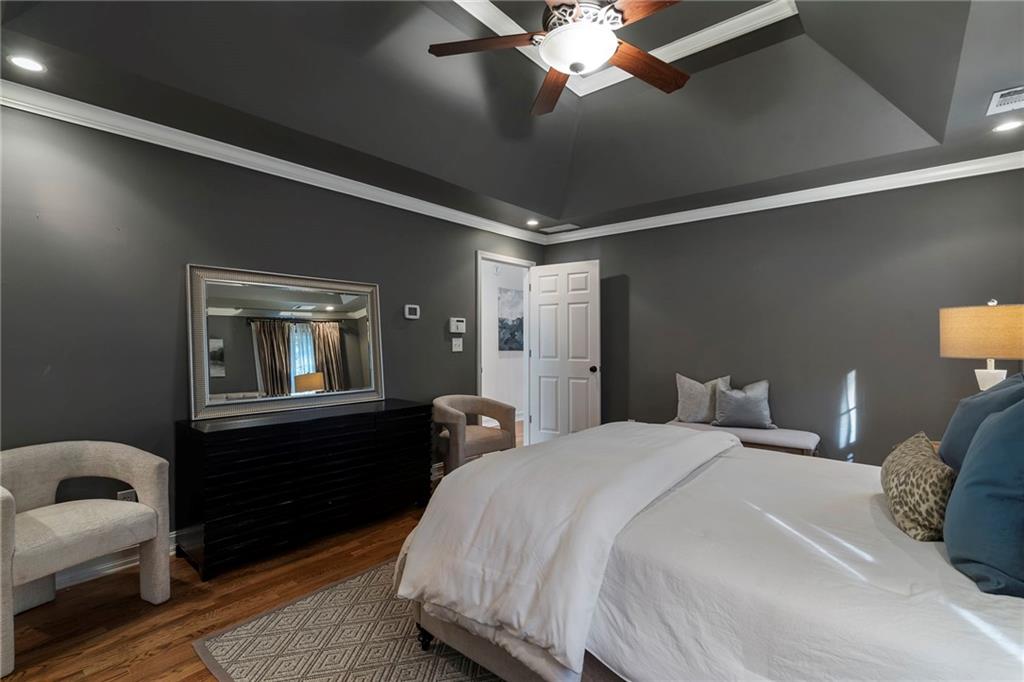 2446 Ellijay Drive NE