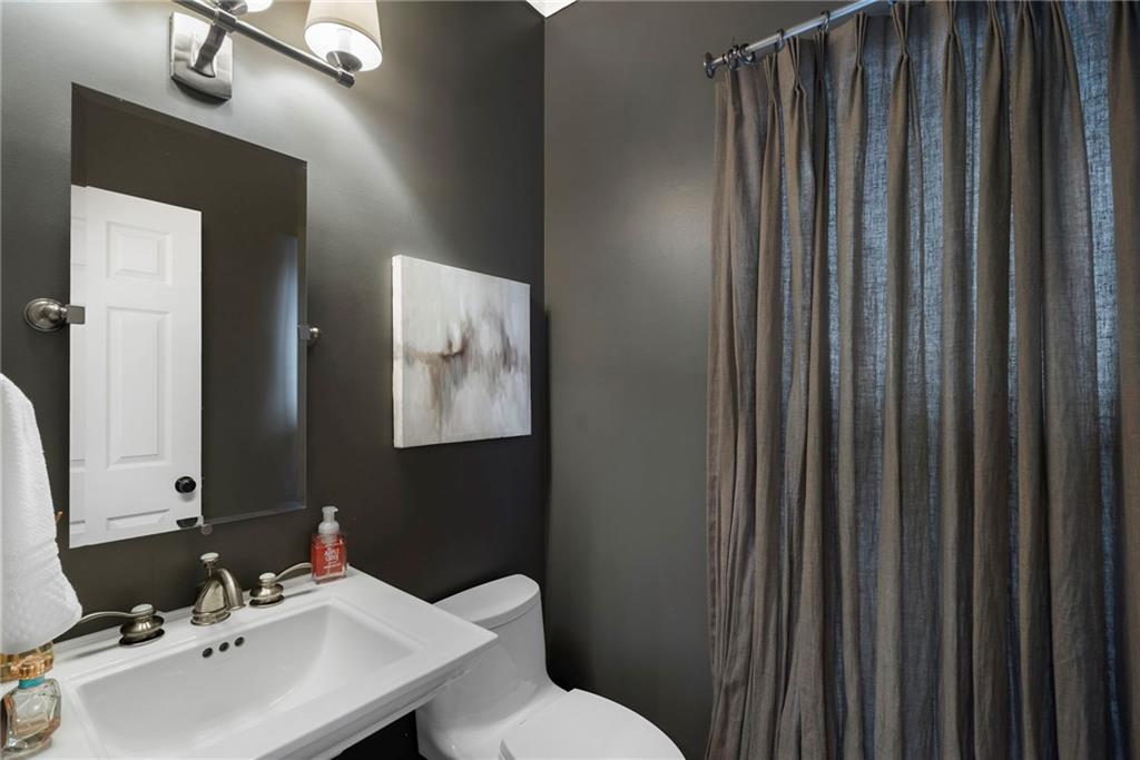 2446 Ellijay Drive NE