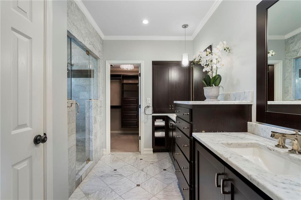 2446 Ellijay Drive NE