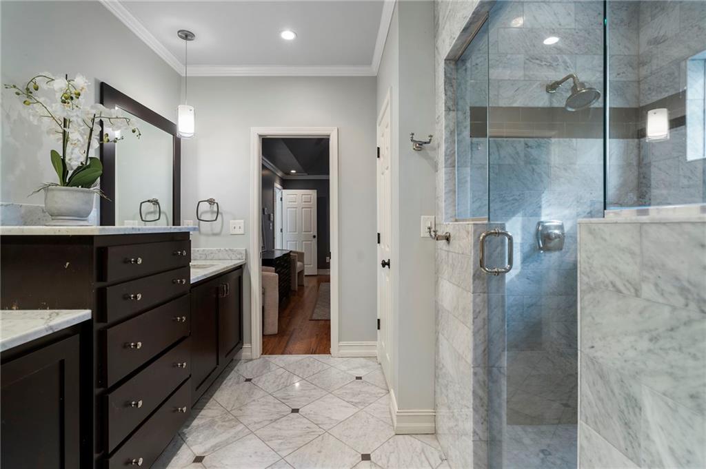 2446 Ellijay Drive NE