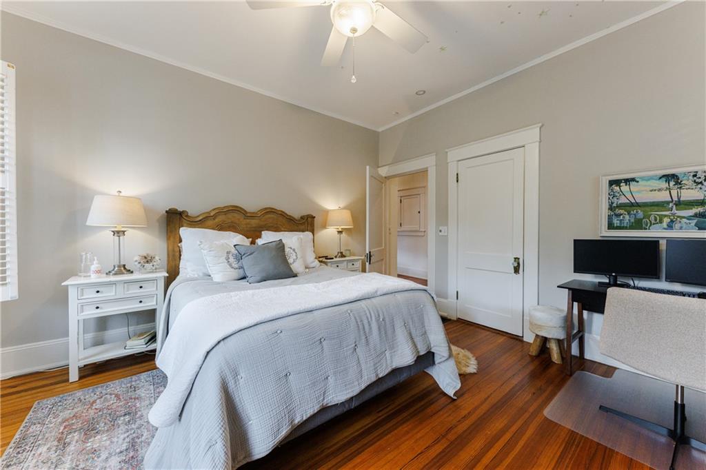 654 Cresthill Avenue NE