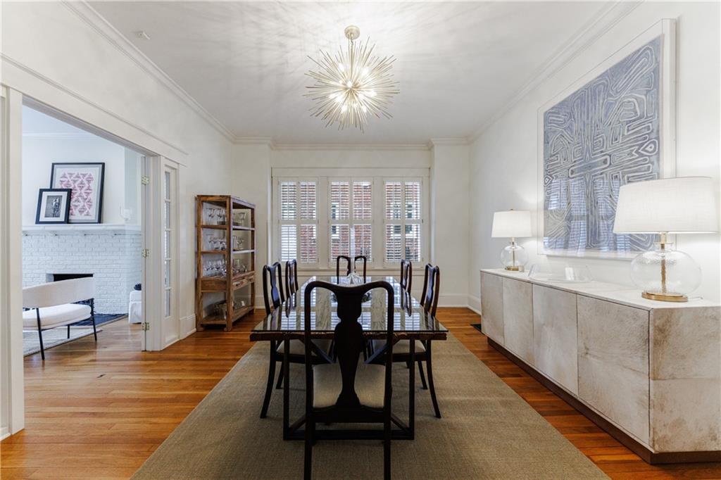 654 Cresthill Avenue NE