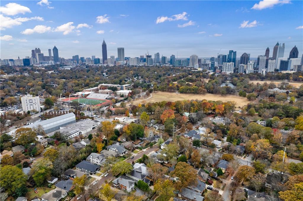 654 Cresthill Avenue NE