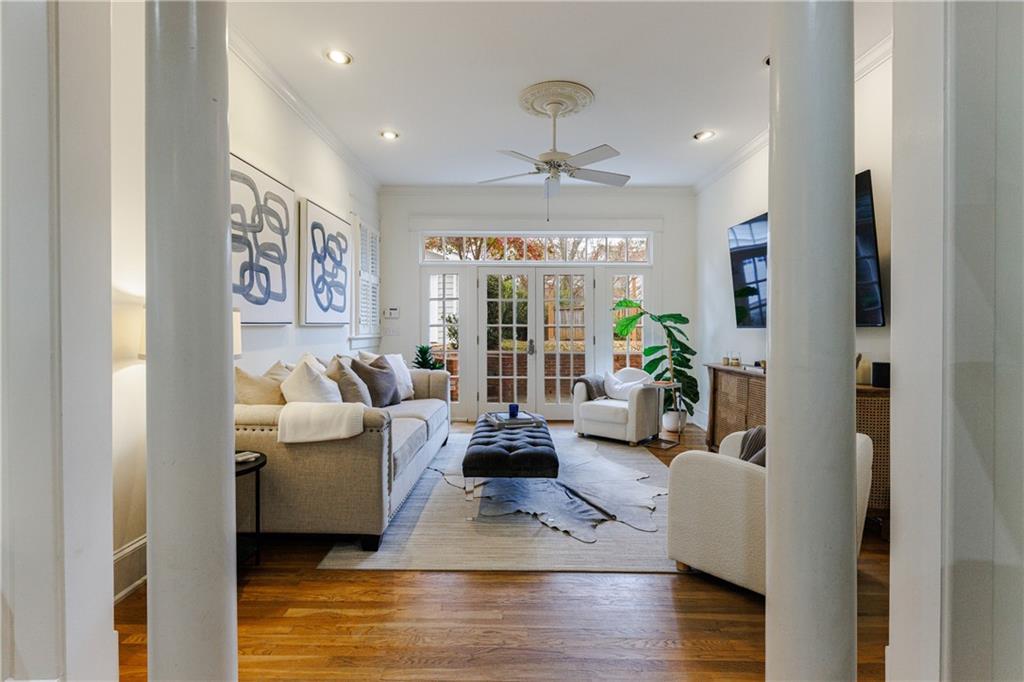 654 Cresthill Avenue NE