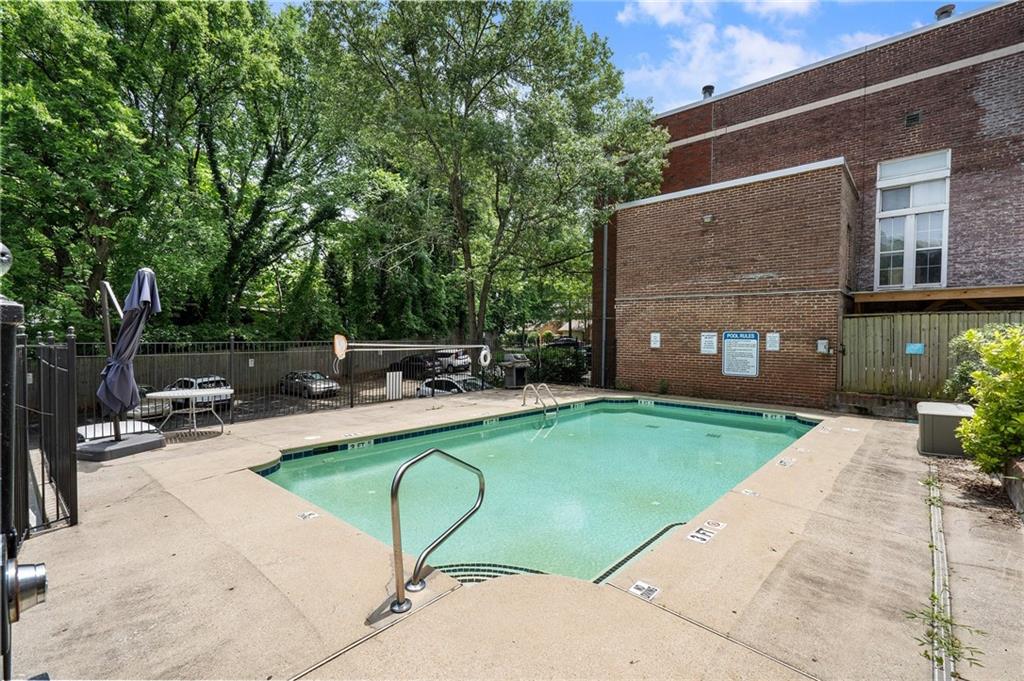 1031 State Street NW Unit 106