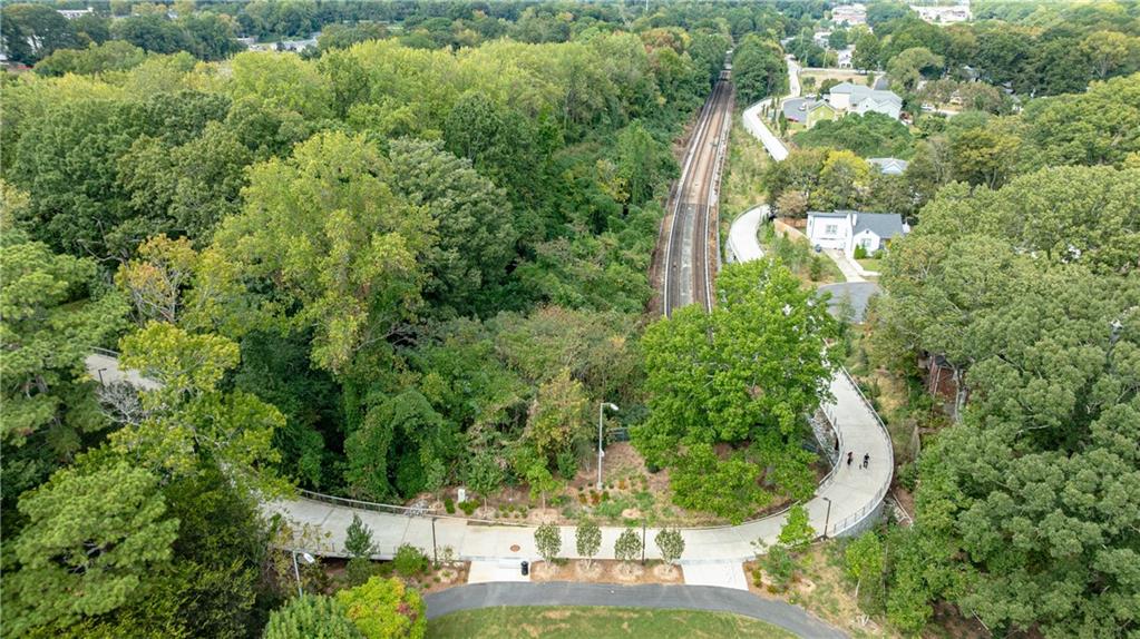 1012 Westmoor Drive NW