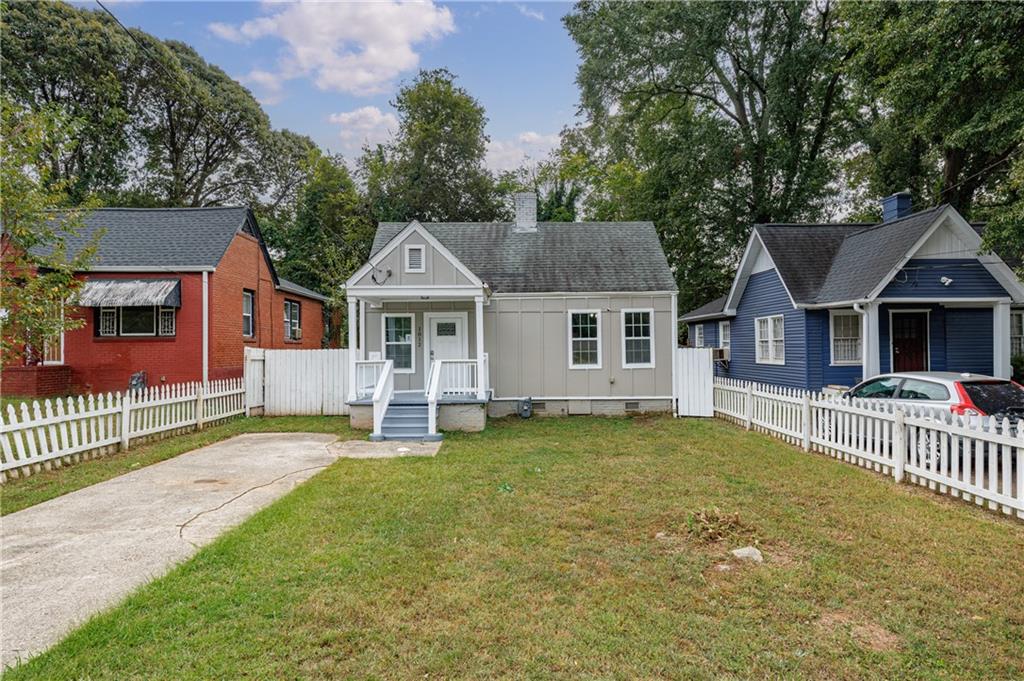 1012 Westmoor Drive NW