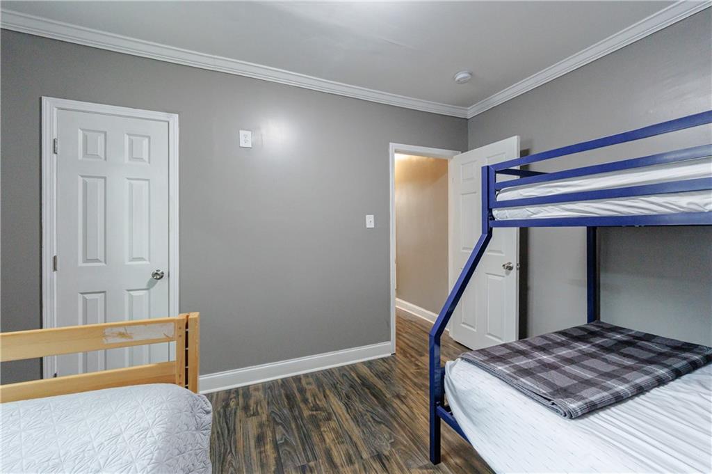 1012 Westmoor Drive NW