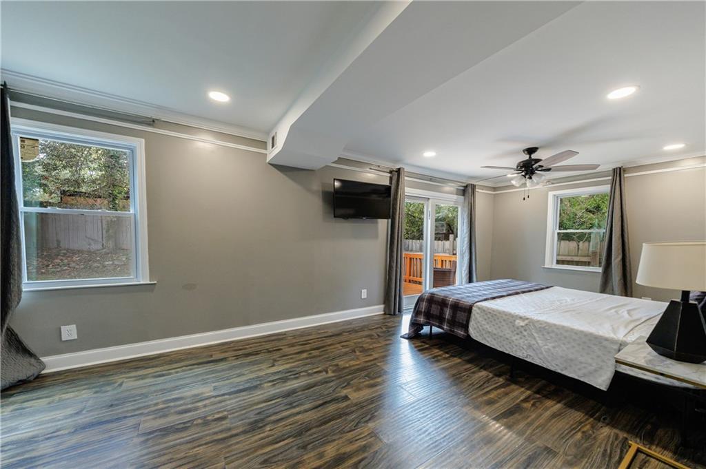 1012 Westmoor Drive NW