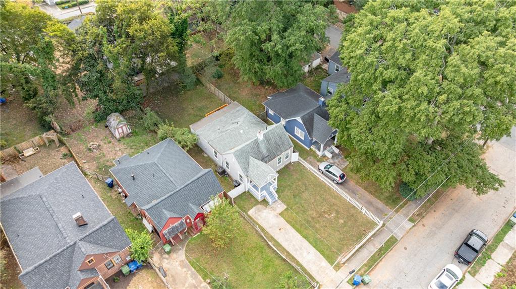 1012 Westmoor Drive NW