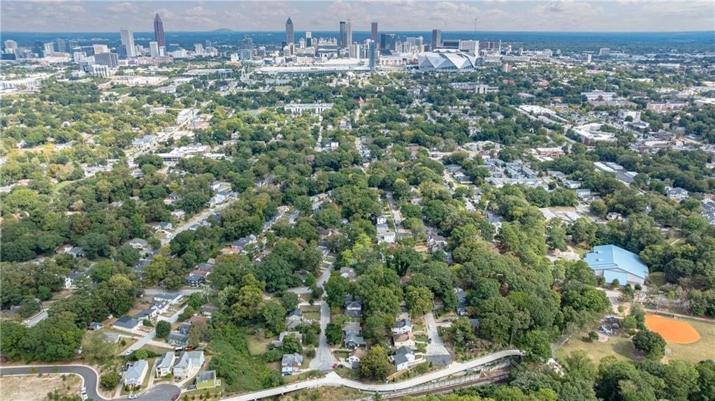 1012 Westmoor Drive NW