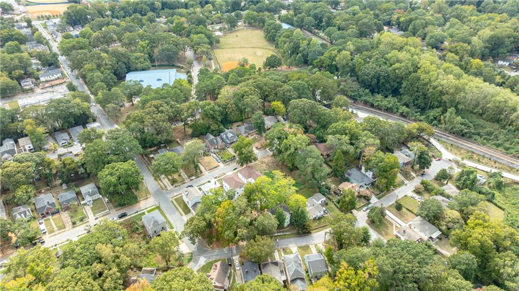 1012 Westmoor Drive NW