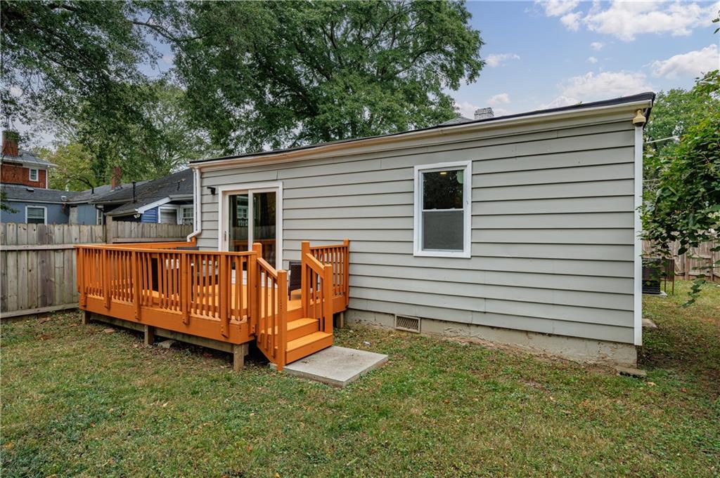 1012 Westmoor Drive NW