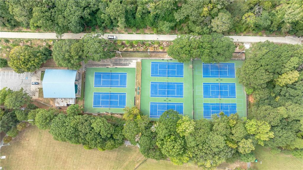 1012 Westmoor Drive NW