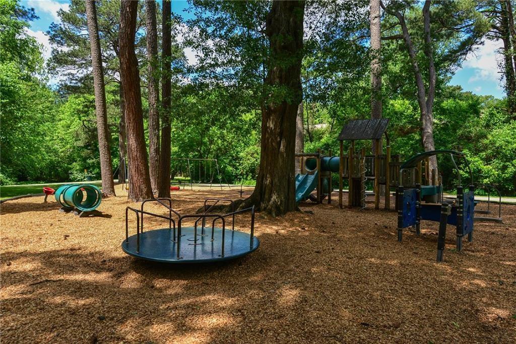 101 Ardmore Place NW Unit 3