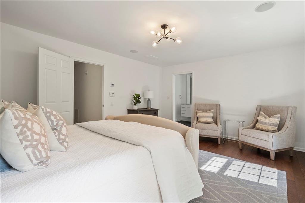 504 Dunwoody Chace Unit 5