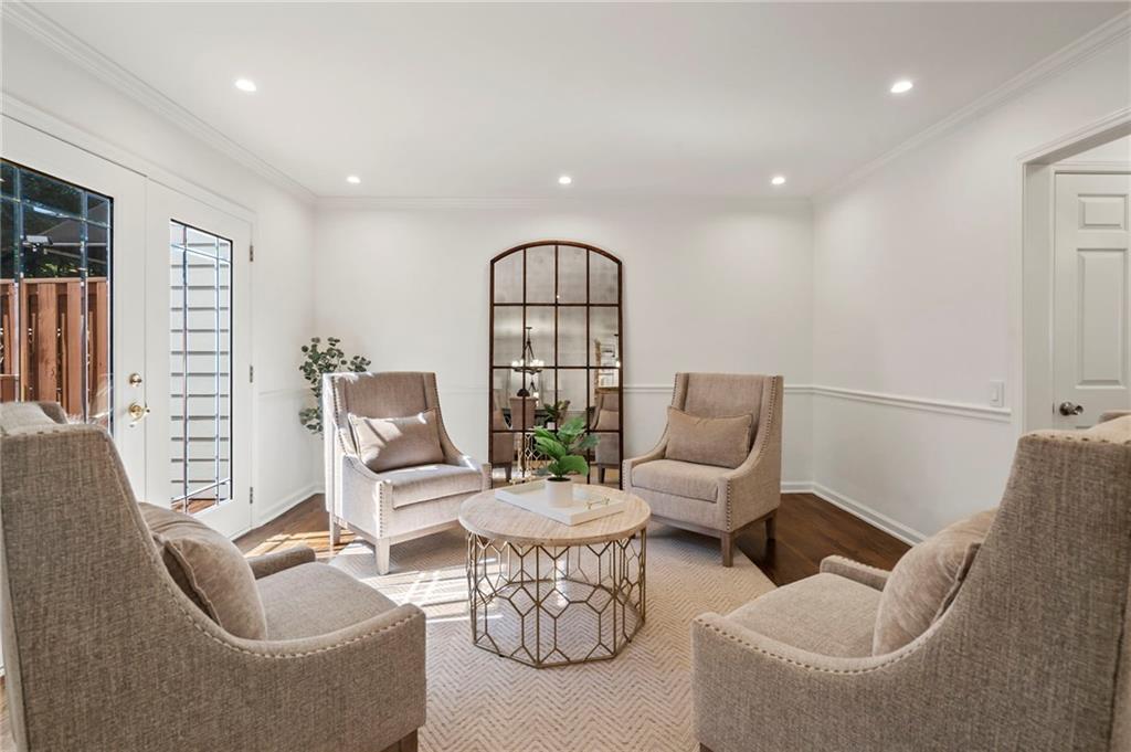 504 Dunwoody Chace Unit 5