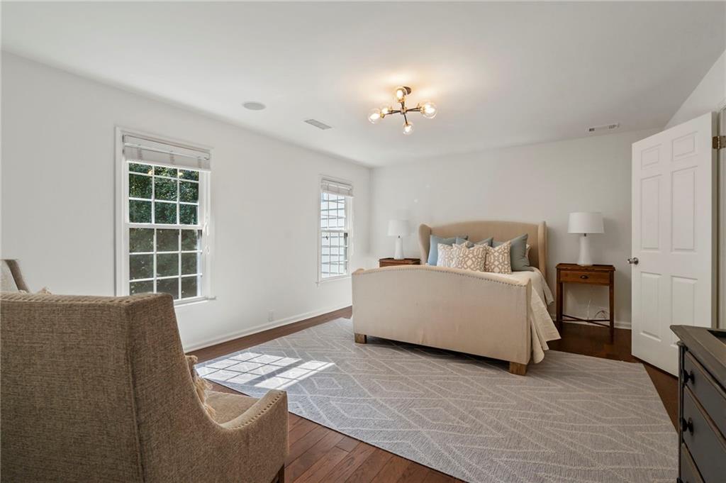 504 Dunwoody Chace Unit 5