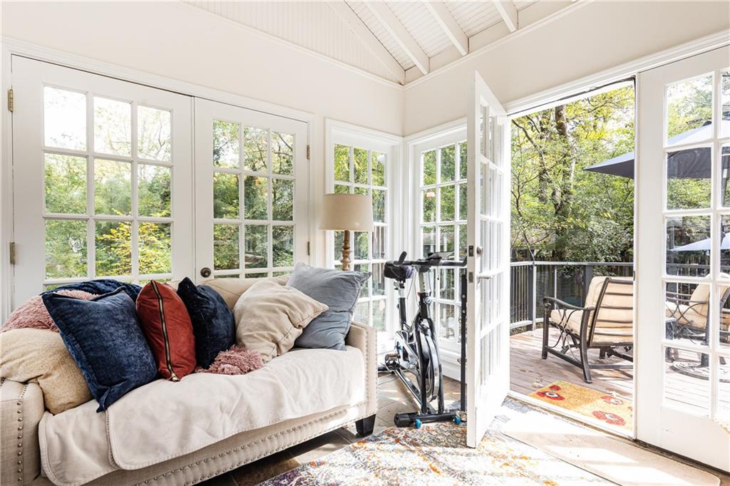 1845 Windemere Drive NE