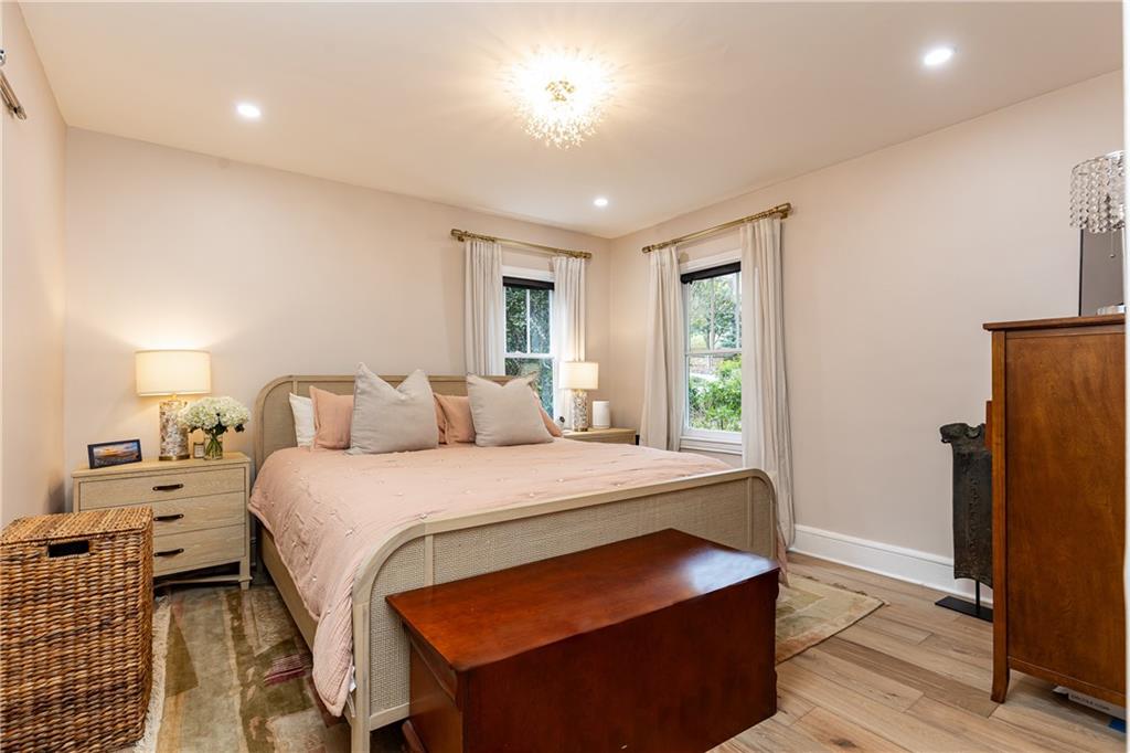 1845 Windemere Drive NE