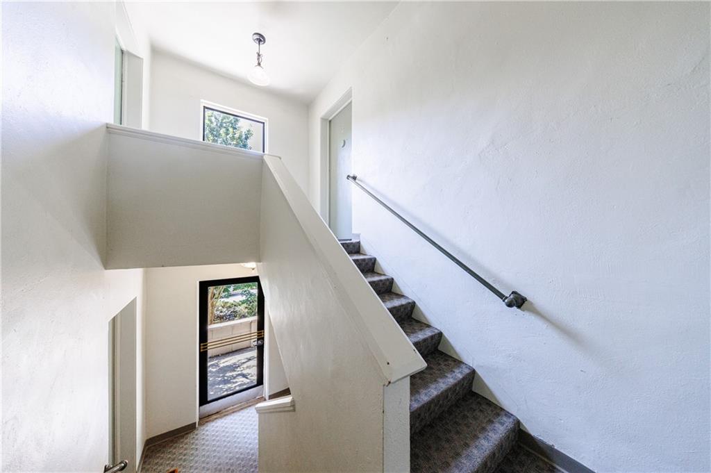 101 Ardmore Place NW Unit 3