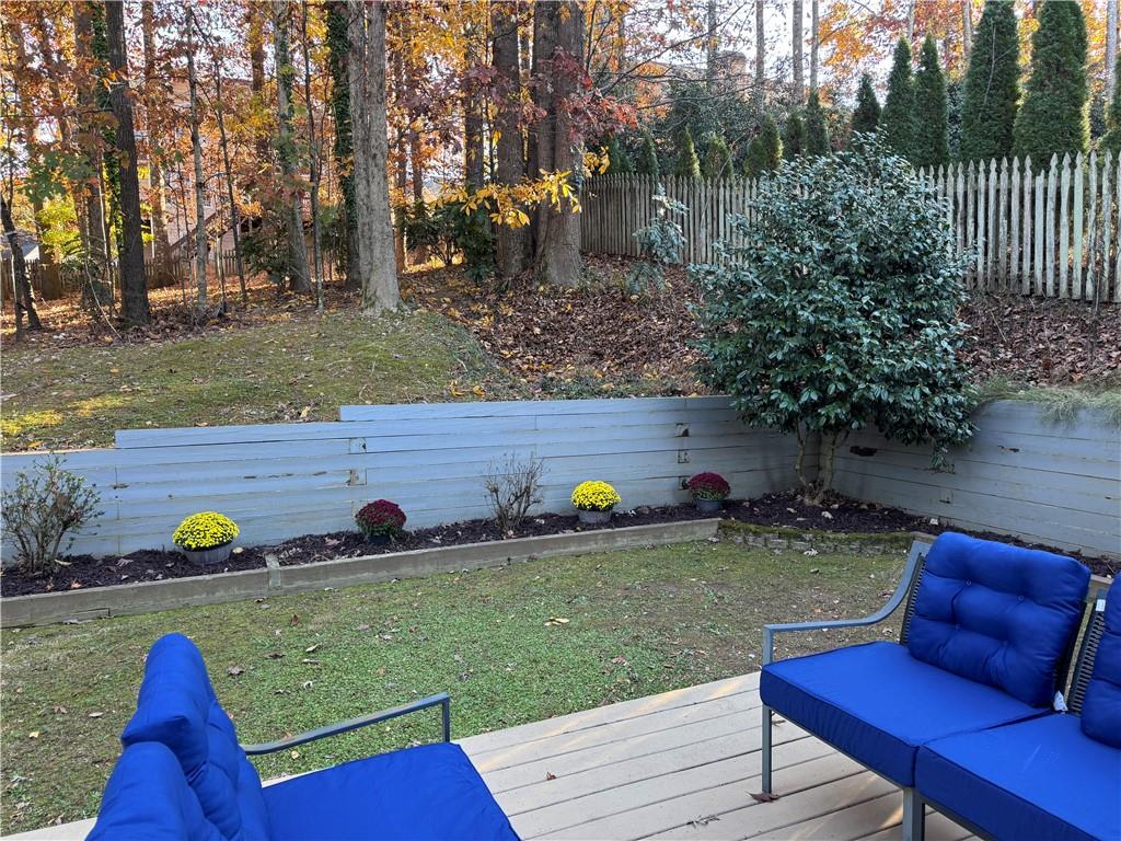 2618 Gladstone Terrace