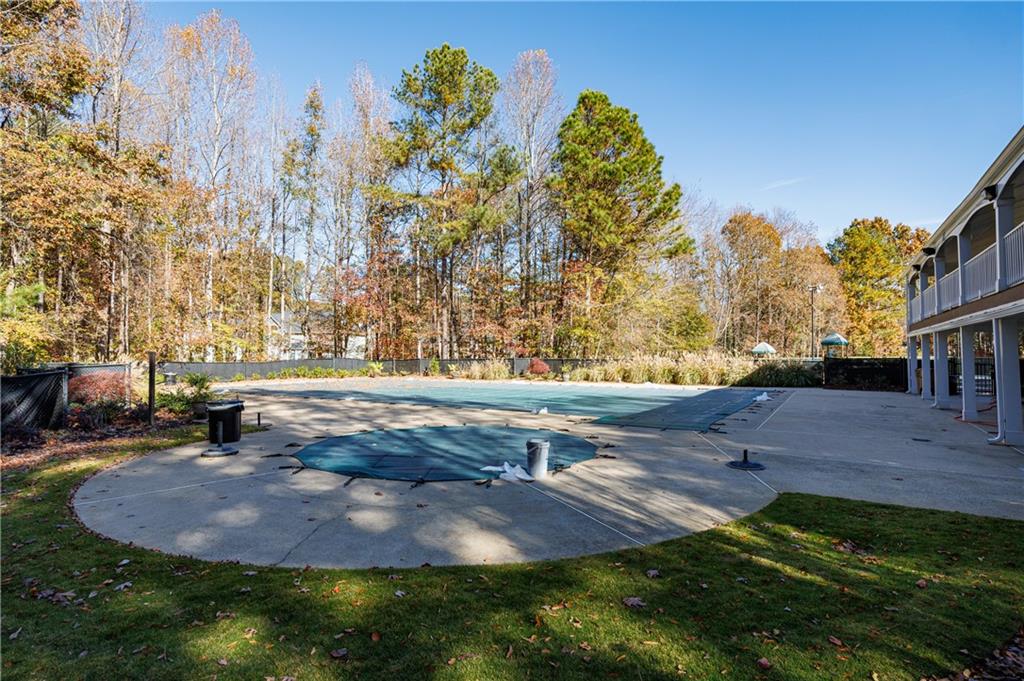 2618 Gladstone Terrace