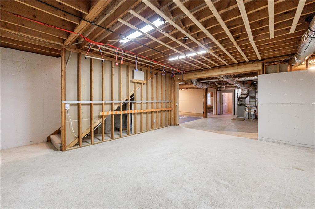 2618 Gladstone Terrace