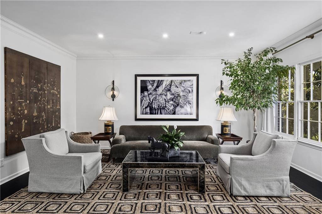 3050 Margaret Mitchell Drive NW Unit 19