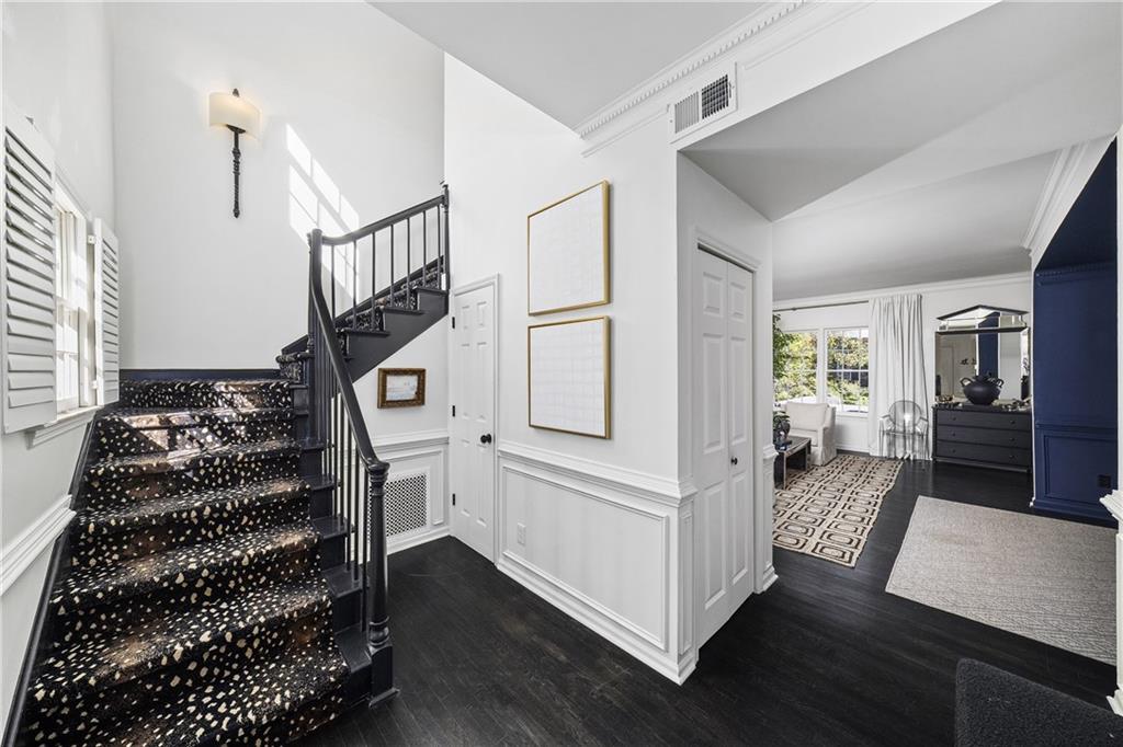 3050 Margaret Mitchell Drive NW Unit 19