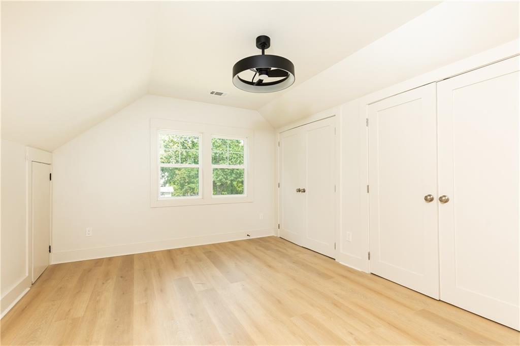 433 Trabert Avenue NW