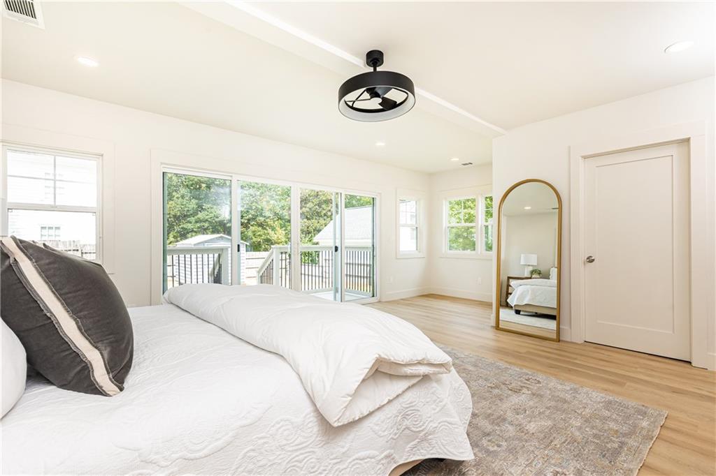 433 Trabert Avenue NW