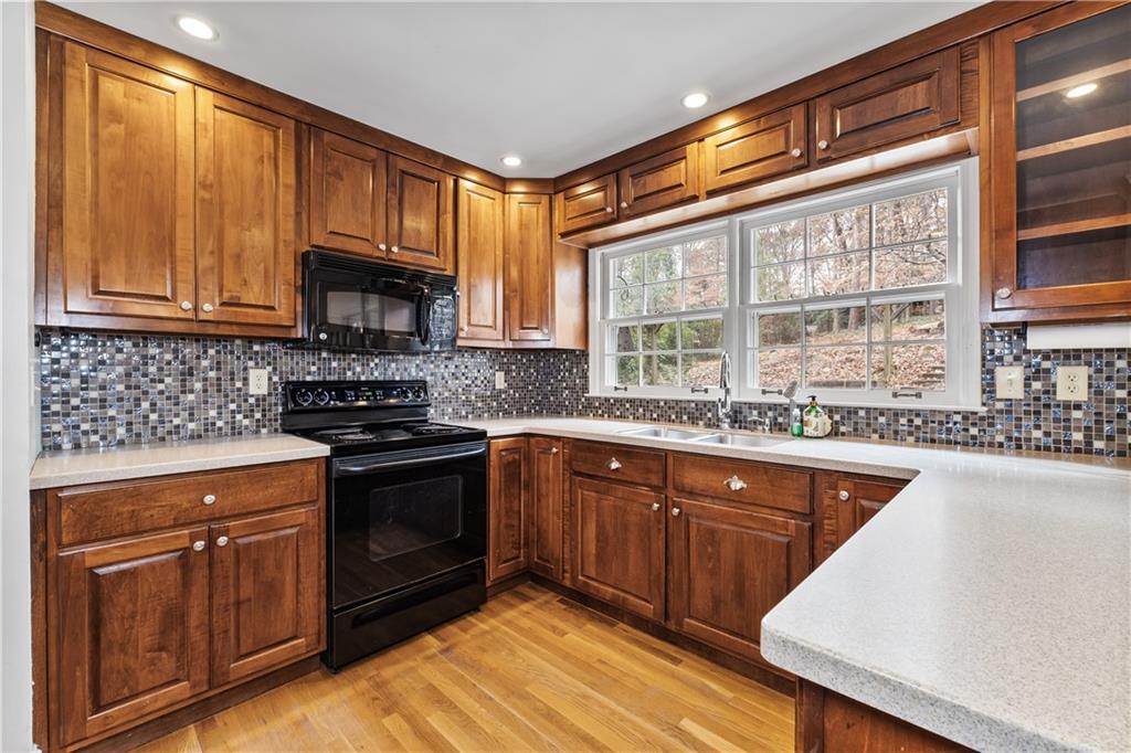 3177 Saybrook Drive NE