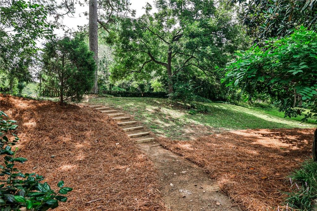 2851 Thornridge Drive