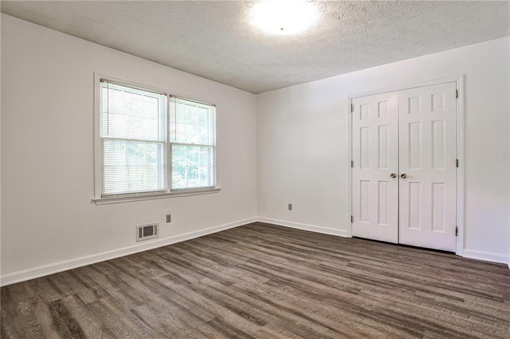 2851 Thornridge Drive