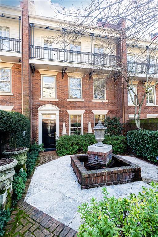 16 Muscogee Avenue NW