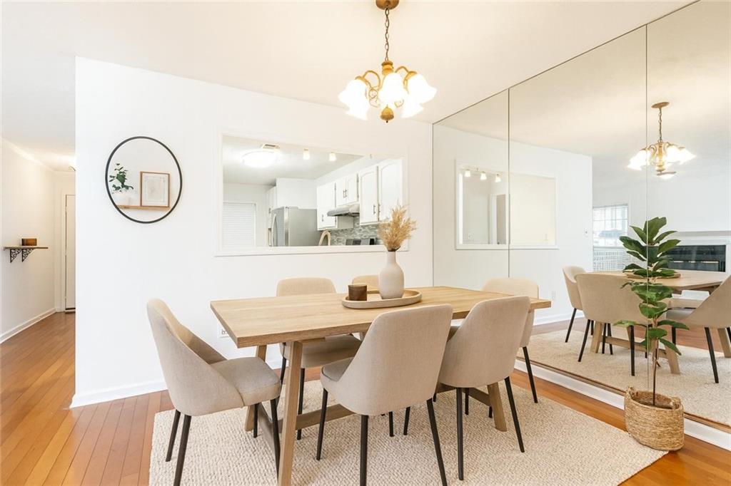 2901 Lenox Way NE Unit 902