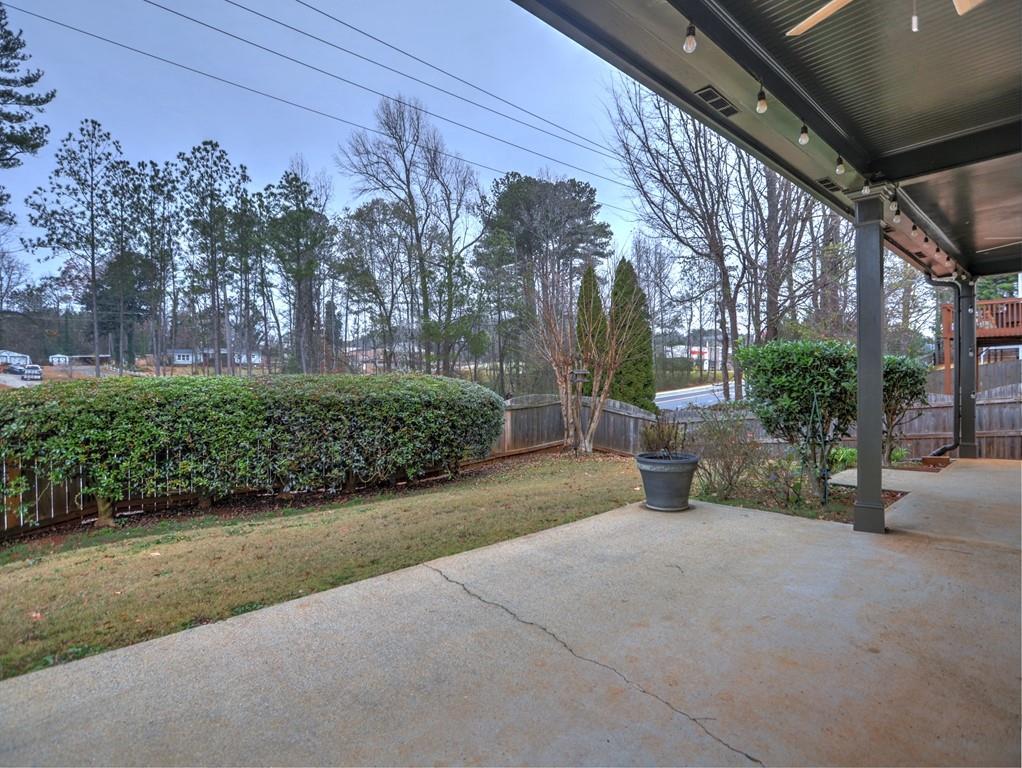 3221 Summer Stream Lane NW