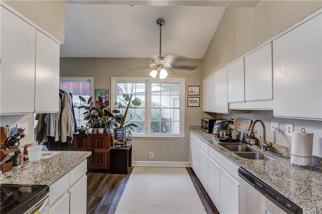 6381 E Deerhollow Way